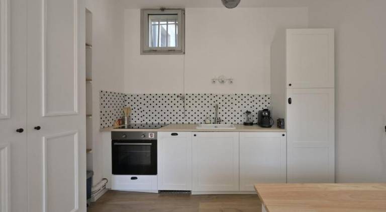 JADE - Clim - Proche Halles - 2 chambres — photo 5
