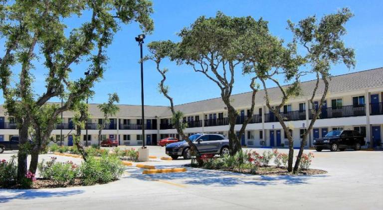 Motel 6 Rockport, TX — photo 5