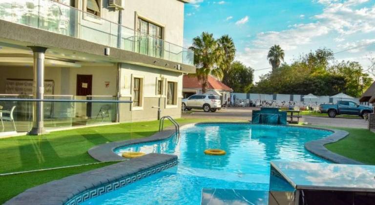 Lifestyle Lodge Hotel