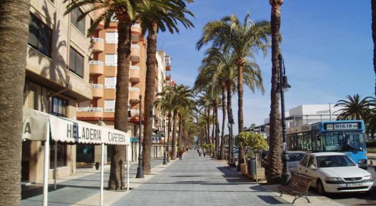 Apartment with 3 rooms for 11 persons in Castelló de la Plana