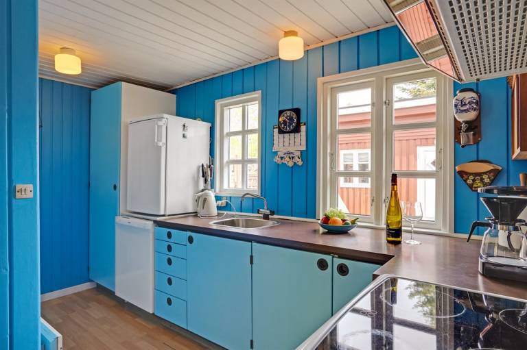 Vacation home with terrace, barbecue & garden — photo 4