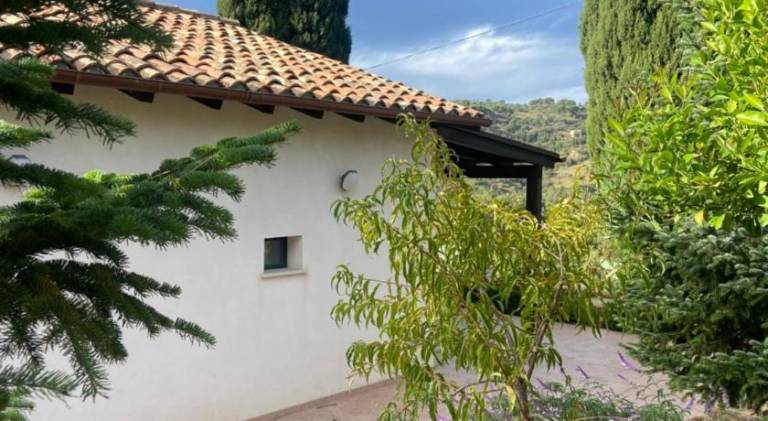 Villa with 3 rooms for 6 persons in Cefalù