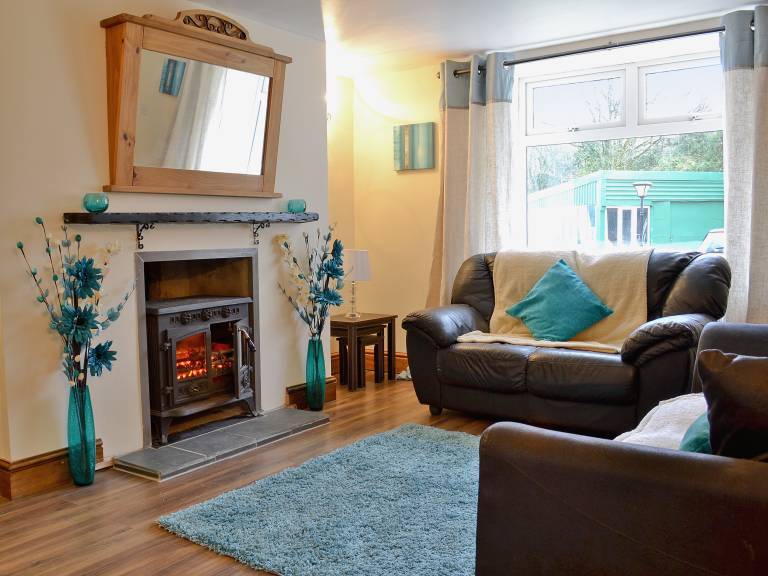 Family-friendly beautiful cottage with yard & barbeque | Pets allowed — photo 2