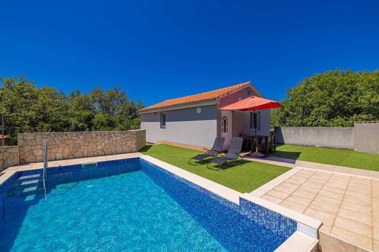 Ferienhaus Linardići