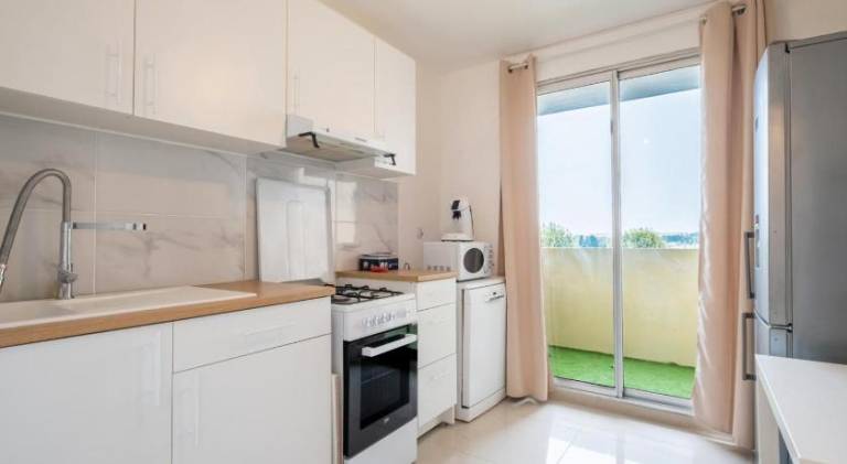 Azur Stay 3 Start Beach 8 min Tram Airport 5m — photo 3