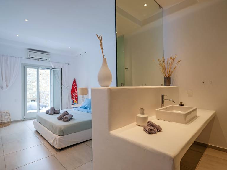 Secret Island - 5 master bedroom, private pool — photo 4