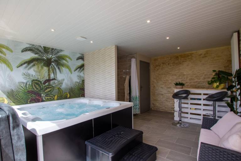 Gite with terrace, garden & BBQ | Dogs allowed — photo 2