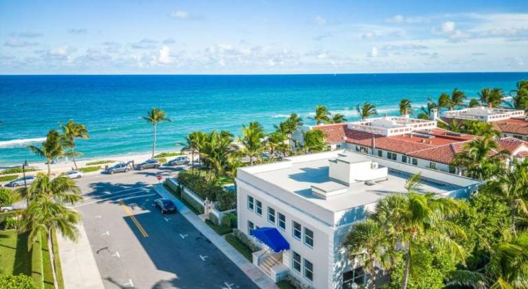 Apartment Palm Beach