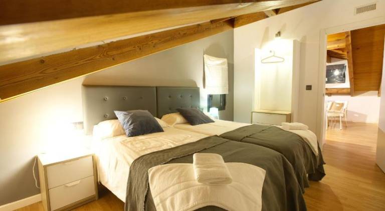 Apartment with 2 rooms for 5 persons — photo 2
