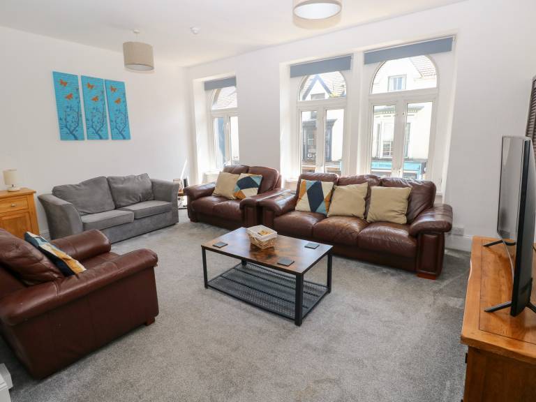 Flat 56 Newton Road