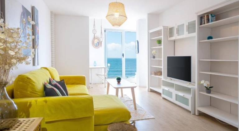 Holiday apartment with terrace — photo 2
