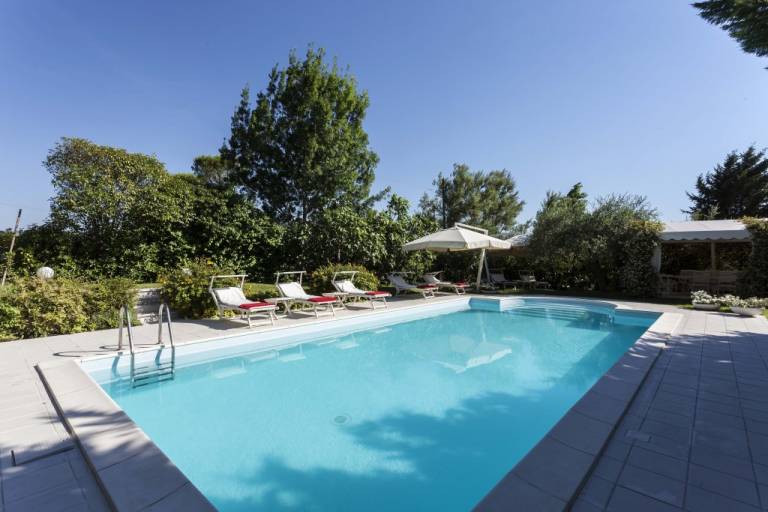 Villa with private pool & garden — photo 2