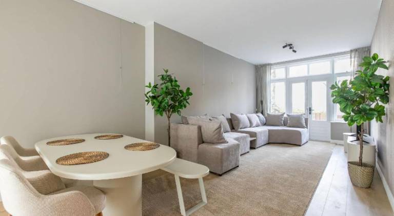 170 m&sup2; Ferienwohnung