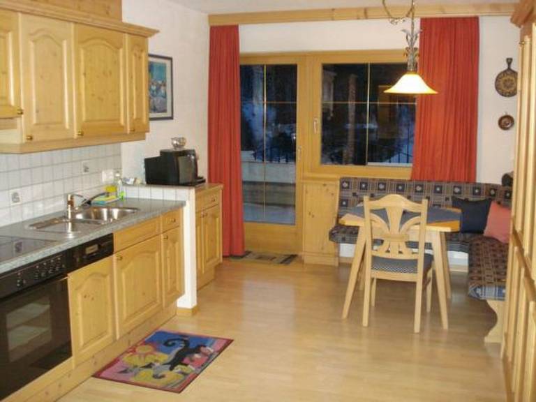 Apartment with BBQ & terrace — photo 5