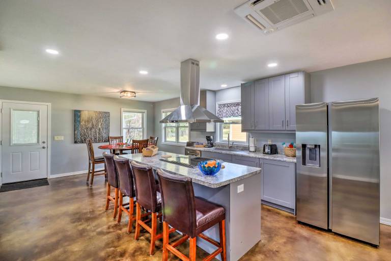 Newly Built Cotter Home Great Fishing Nearby