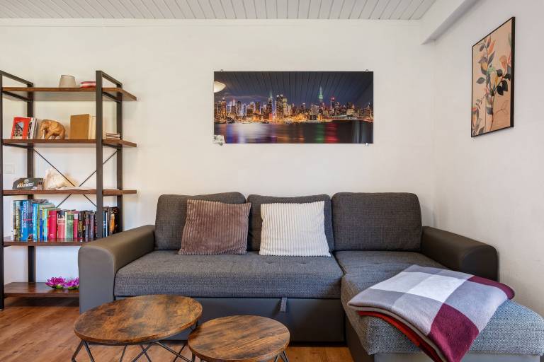 Family-friendly lovely rental apartment with terrace, barbeque & garden | River view | Suitable for remote work | Pets are welcome — photo 4