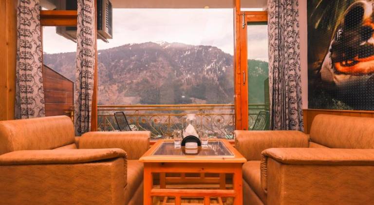 Smugglers Resort By West Western — photo 4