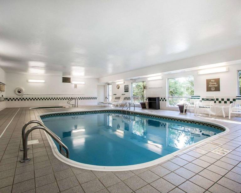 Quality Inn Dayton North - Vandalia — photo 3