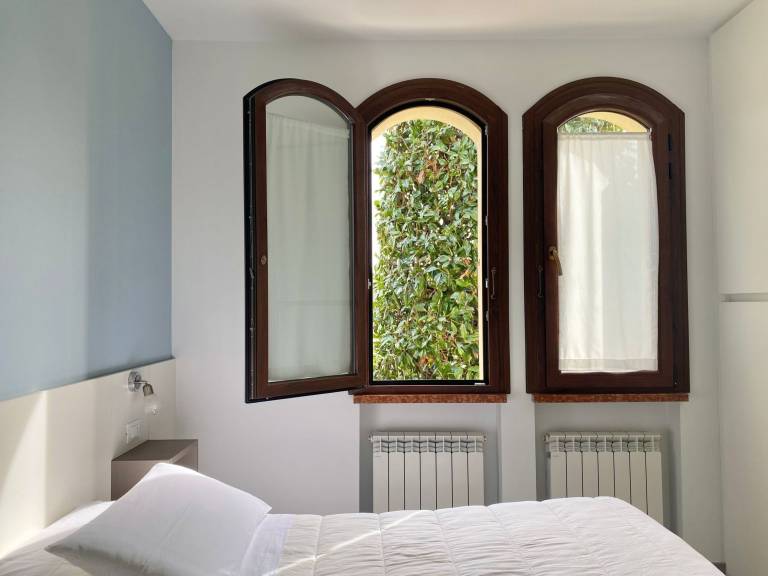 Ferienwohnung mit Hund in Sirmione, Moniga del Garda fuer max. 6 Personen
