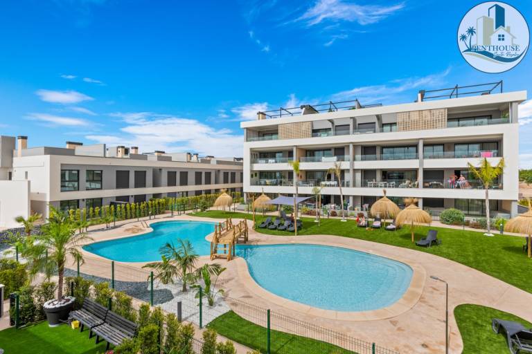 Rental apartment with barbecue, pool & fast internet | Beach view in Almeria