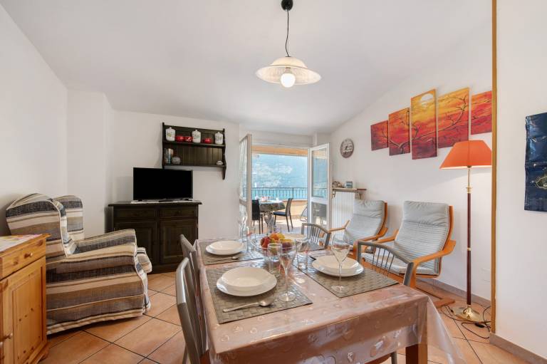 Holiday Apartment "Bella Isola" with Lake View, Private Terrace & Wi-Fi — photo 5