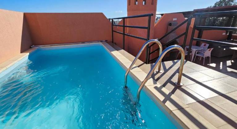 Fully equipped rental apartment with private pool, BBQ & patio | Close to the beach | Pet-friendly in Playas