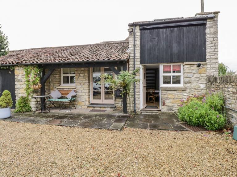 Cottage Bath