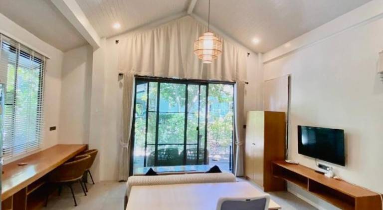 Pleasant vacation home with patio | Next to the beach | Pets allowed — photo 2