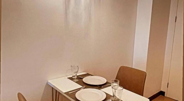 Serviced apartment with patio & yard — photo 5