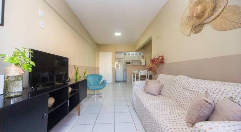 Apartment with pool — photo 2