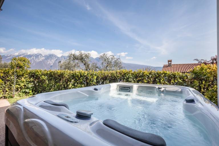 New exclusive holiday flat "Suite Perlago" with garden and private whirlpool — photo 3