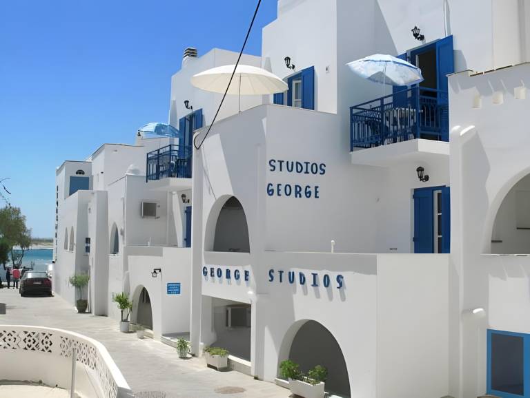 George Studios in Naxos