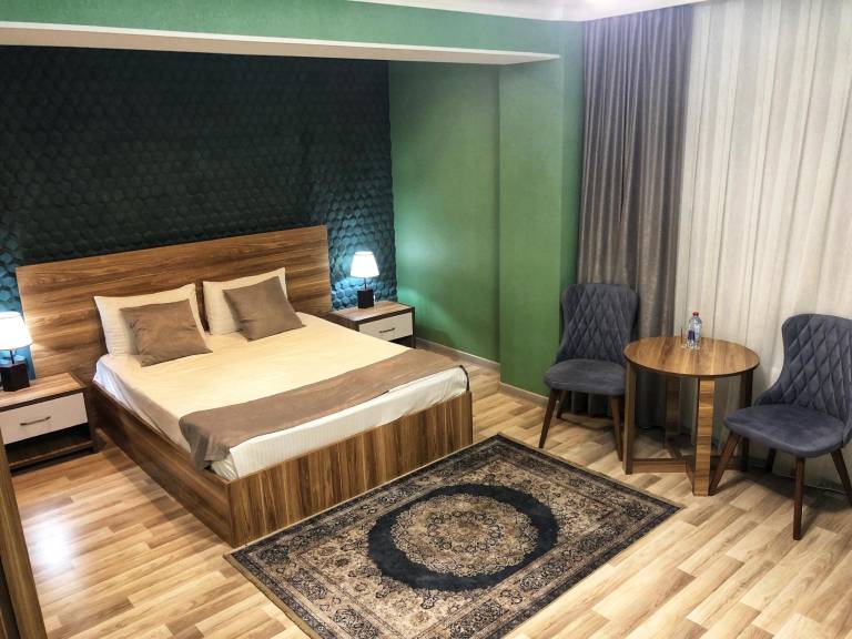 Gallery Lux Hotel in Baku