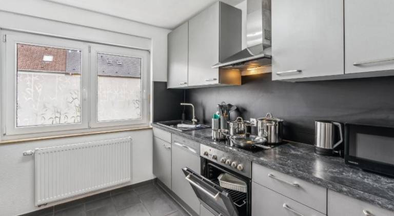Modernes 6-Betten-Apartment mit Balkon und Parkplatz - zentrale Lage — photo 5