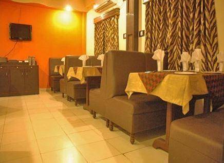 FabHotel Parashar — photo 5