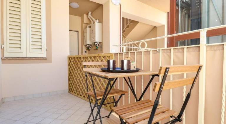 TUSCAN LUXURY APARTMENT in the Centre - with Wi-Fi, Gym, Terrace — photo 4