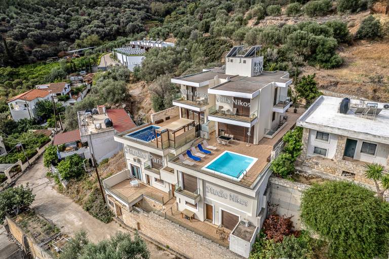 Studio Nikos