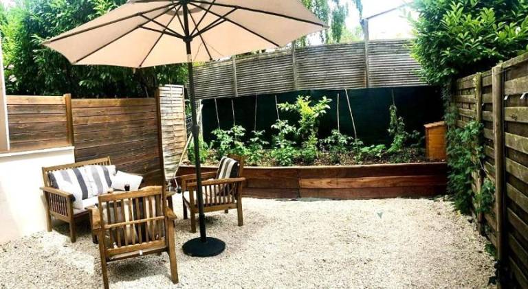 Apartment with patio in La Rochelle