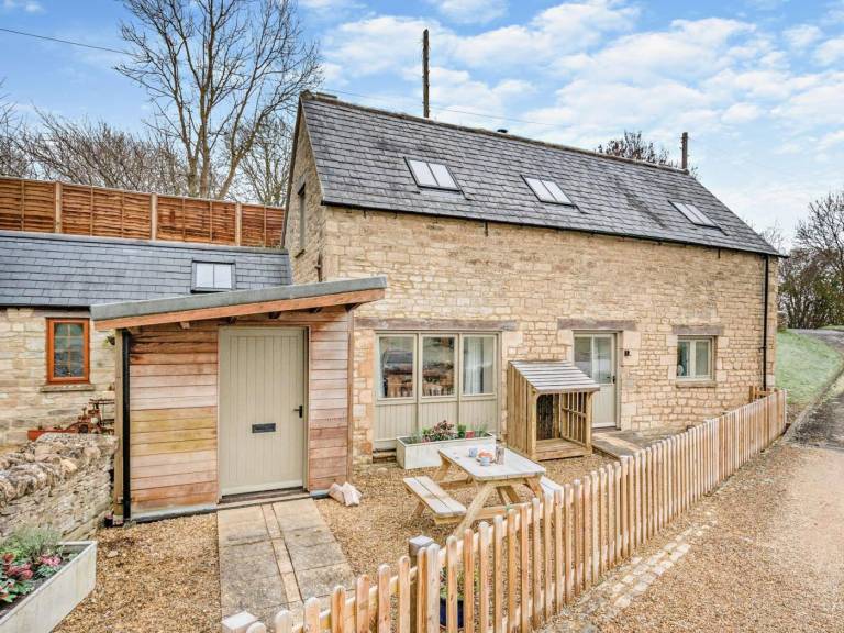 Cottage with garden & BBQ in Cirencester