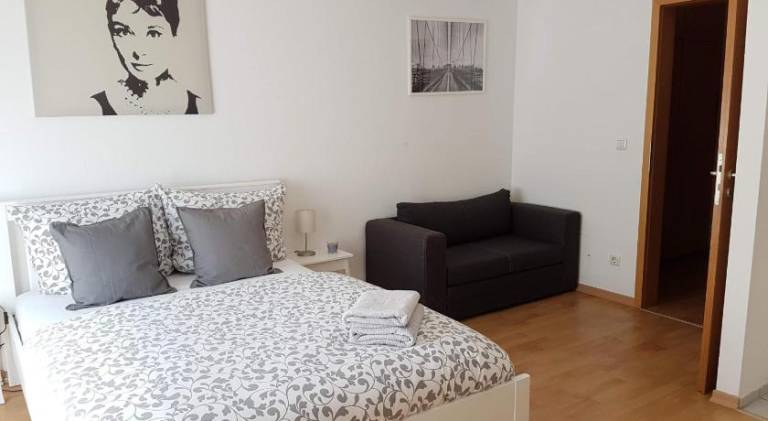 Rental apartment with 1 room for 2 persons in Plauen