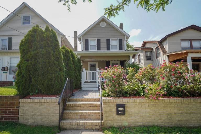 House  Belmar