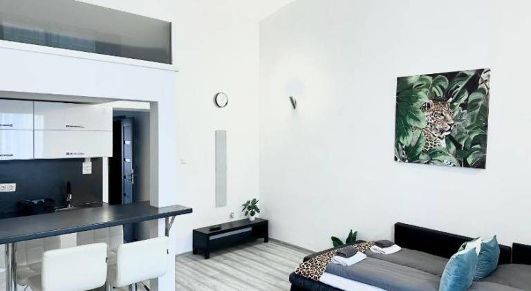 Apartment with 2 rooms for 6 persons — photo 2