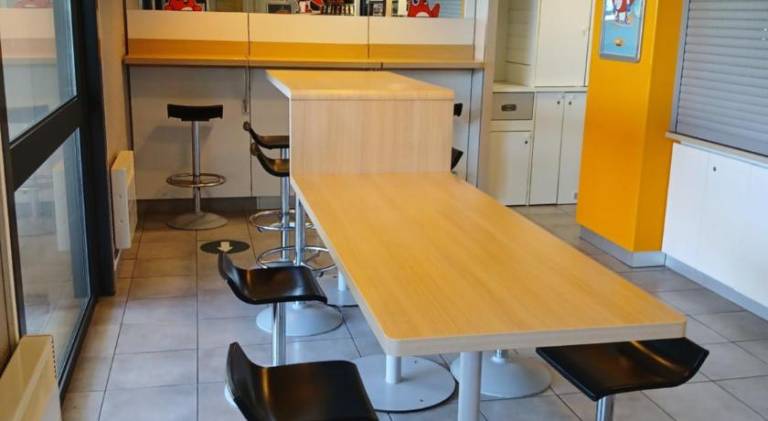 Unisotel Valenciennes EX-hotel F1 — photo 2