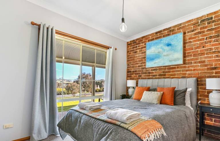 House Bathurst