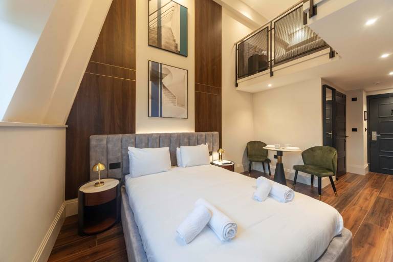 Stylish Mezzanine Studio in Hastings near Beach