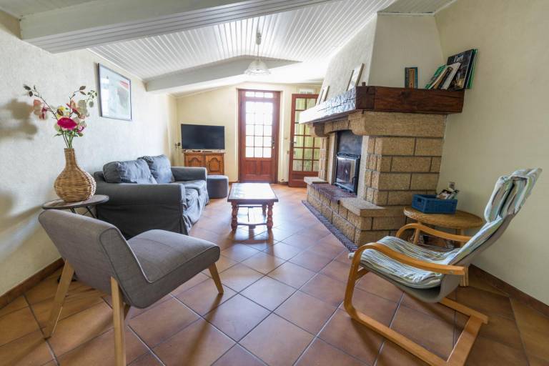 Beautiful gite with barbecue, yard & patio | Pet-friendly — photo 5