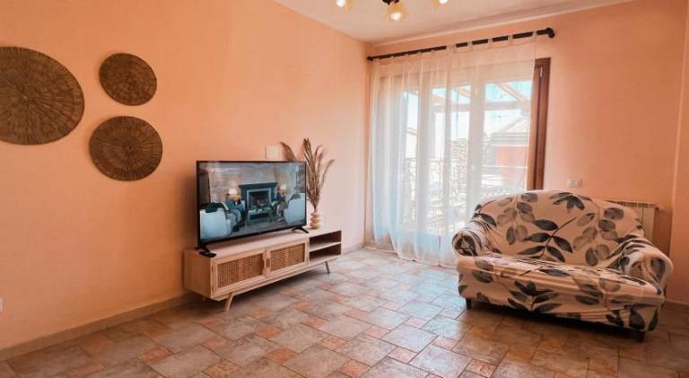 House with 2 rooms for 4 persons — photo 2