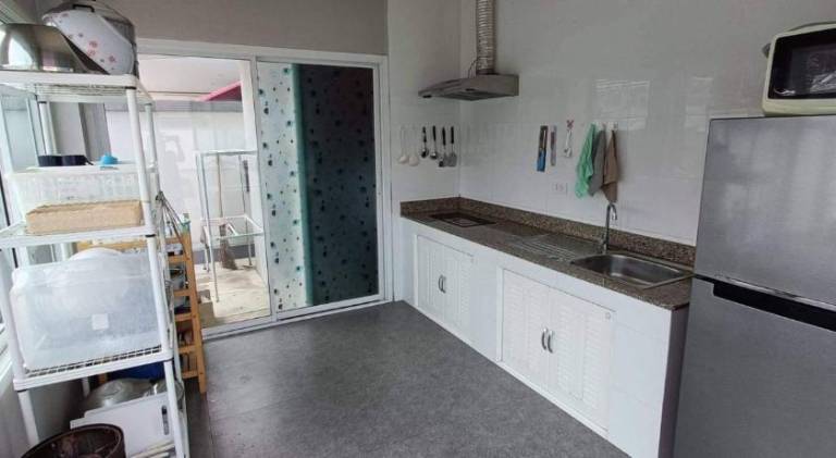 House with private pool — photo 5