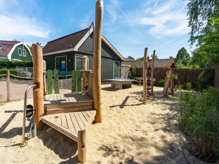 Vakantiepark  Warmenhuizen