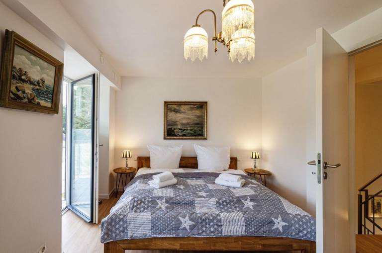 FeWo Ostsee Bernstein: Große 118 m² Wohnung mit Meerblick, Terrasse & 2 Bädern — photo 3